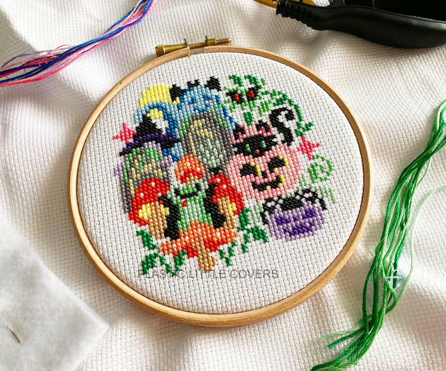 Halloween Hide and Eek - Cross Stitch Pattern PDF.