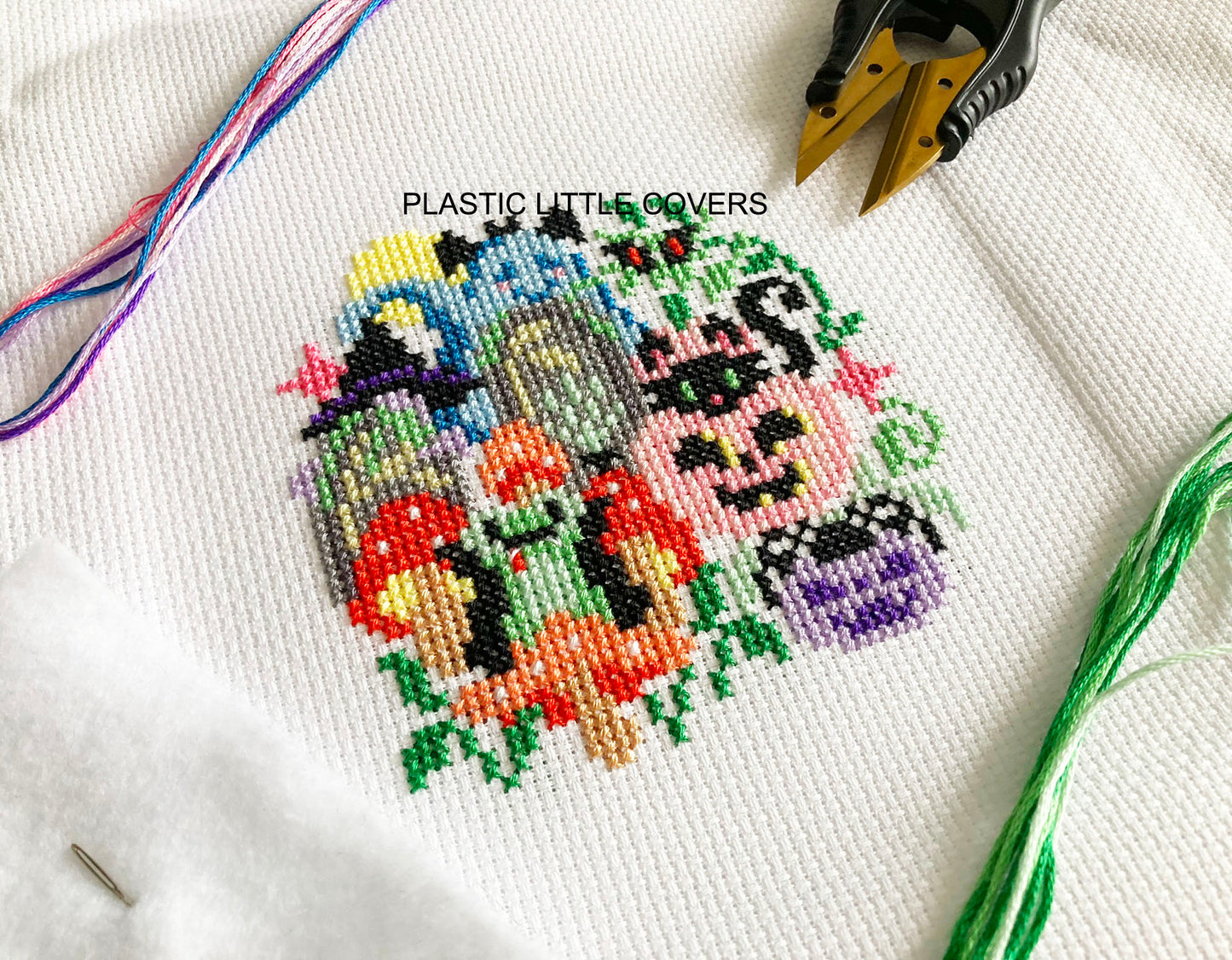 Cross Stitch Kit - Hide and Eek