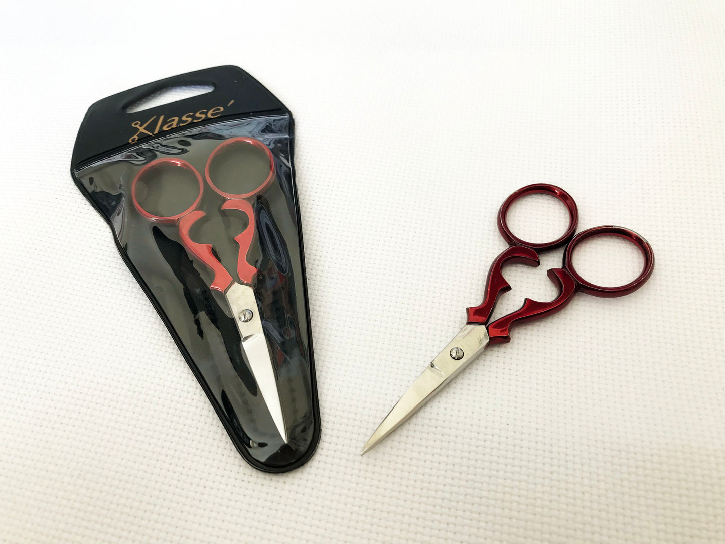 Hemline Victorian Style Embroidery Scissors in Red.
